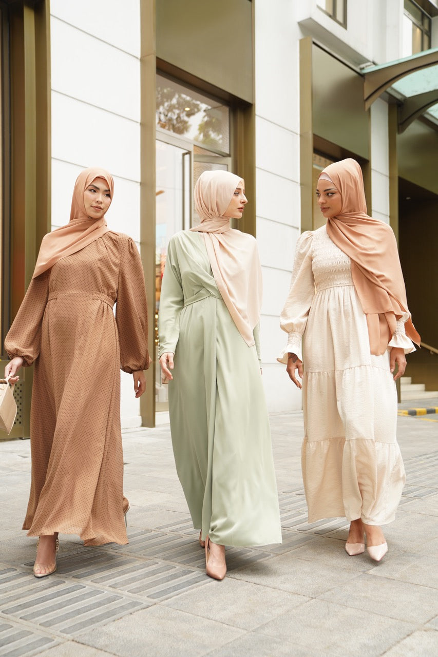 6 Clothing Brands That Are Changing the Way We See Modest Fashion —  Femestella